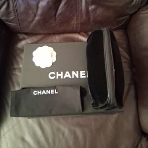 4xCHANEL Parfums Black Velvet Cosmetic Makeup Bag,Magnetic Box,Dust Bag New